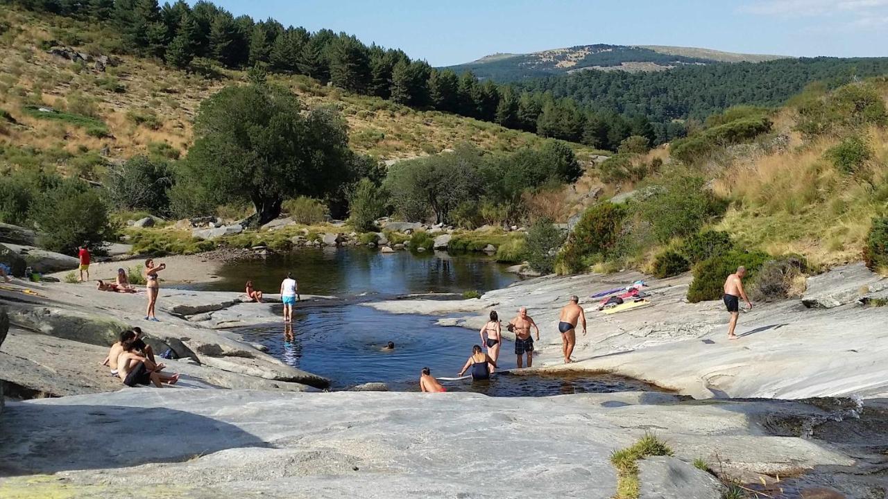 나바레돈다 데 그레도스 La Vista De Gredos 아파트 외부 사진