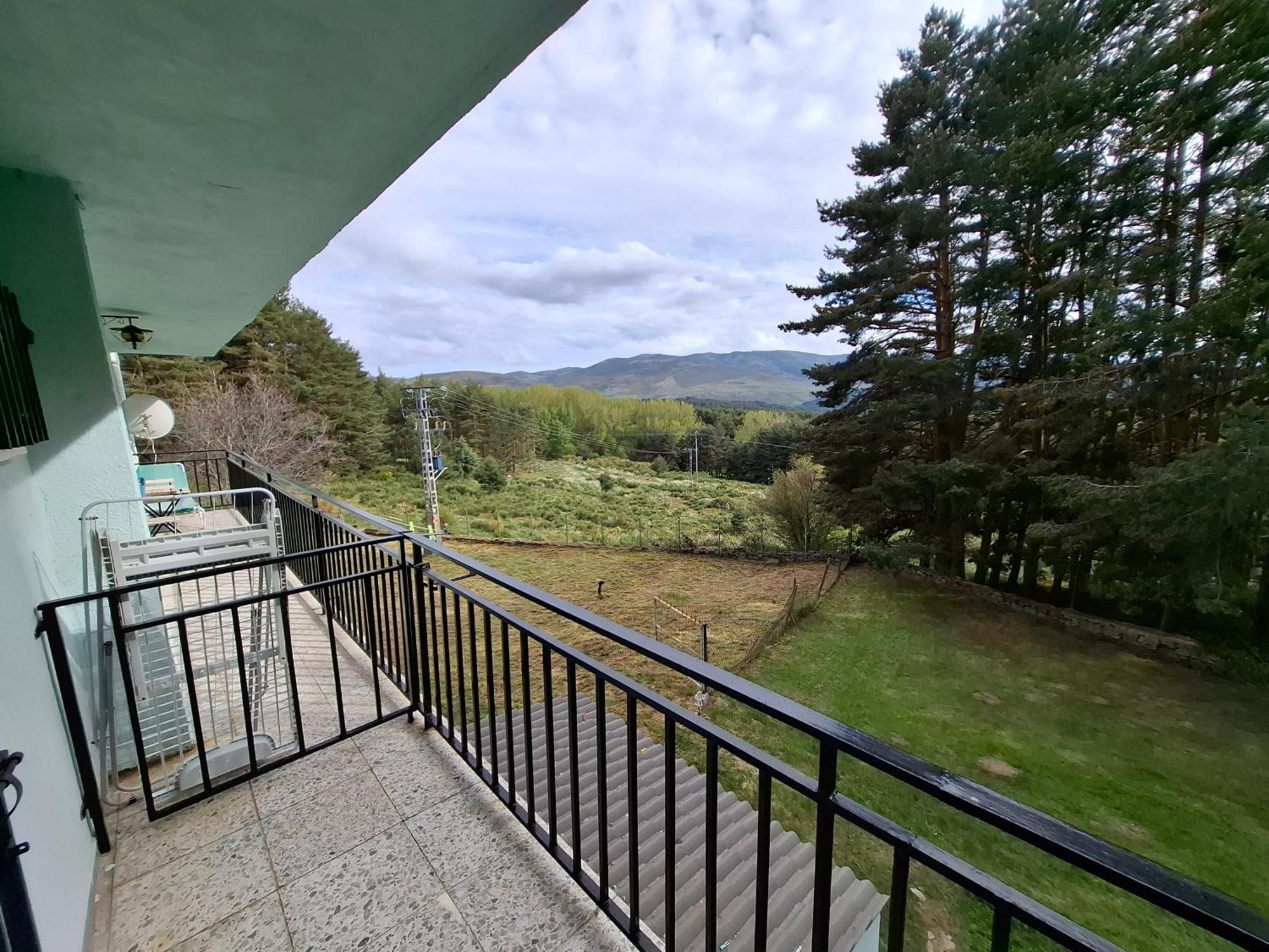 나바레돈다 데 그레도스 La Vista De Gredos 아파트 외부 사진